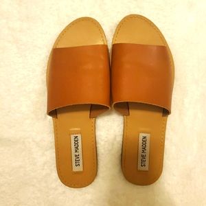 Steve Madden Tan Kala Sandals Size 8